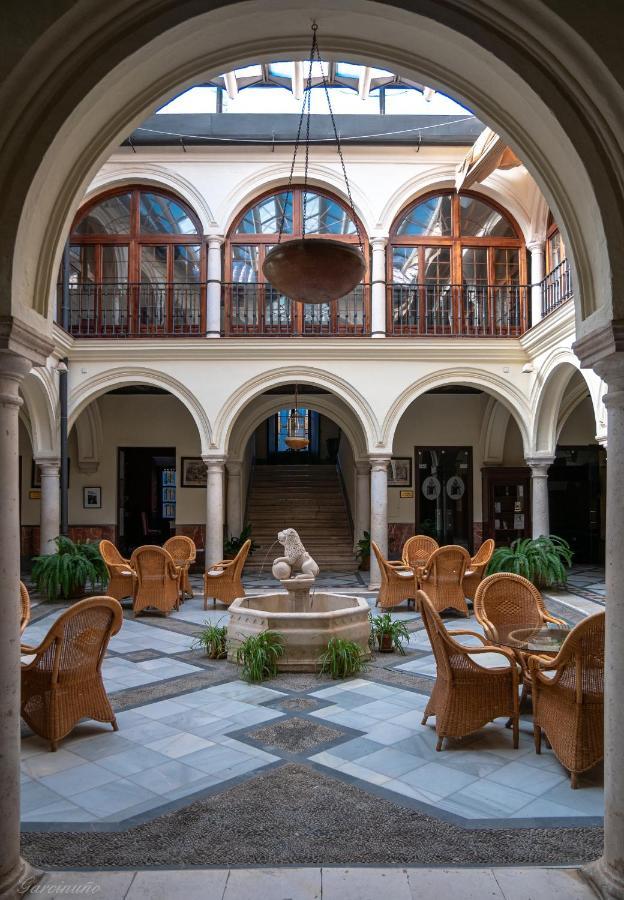 Palacio Marques De La Gomera Osuna Zewnętrze zdjęcie