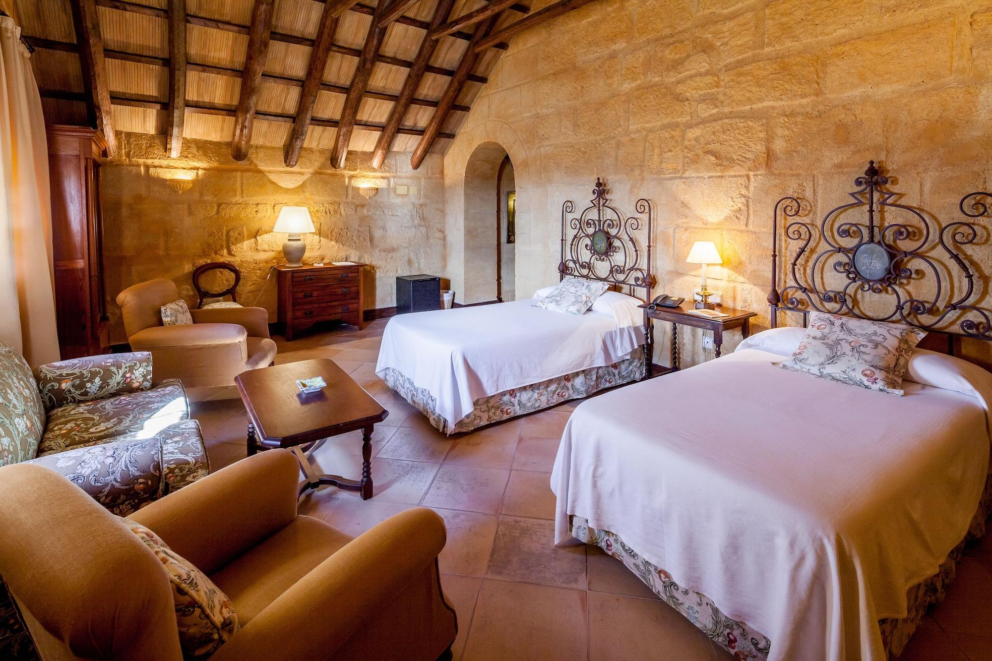 Palacio Marques De La Gomera Osuna Zewnętrze zdjęcie