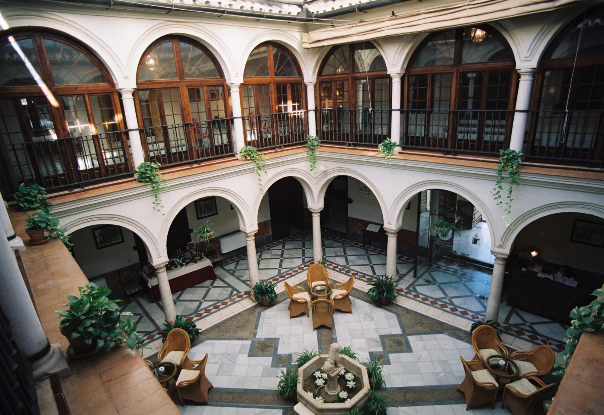 Palacio Marques De La Gomera Osuna Zewnętrze zdjęcie
