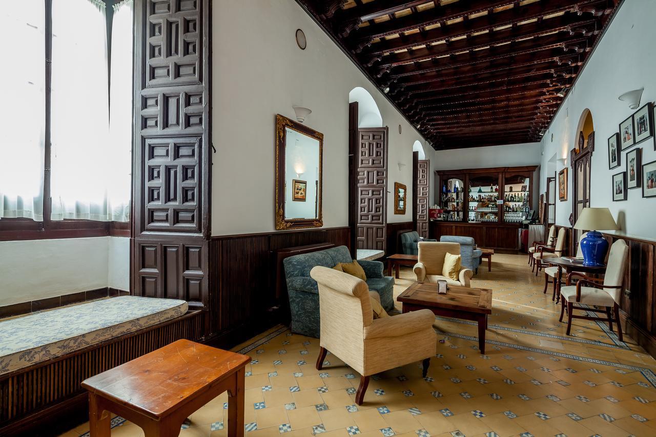 Palacio Marques De La Gomera Osuna Zewnętrze zdjęcie